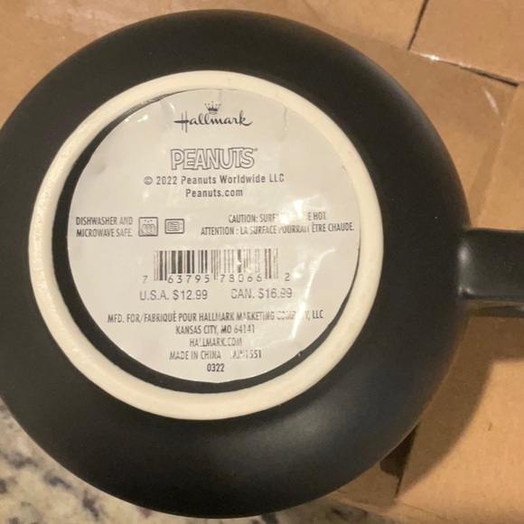 NWT Peanuts Oversized Halloween Mug - Picture 6 of 7